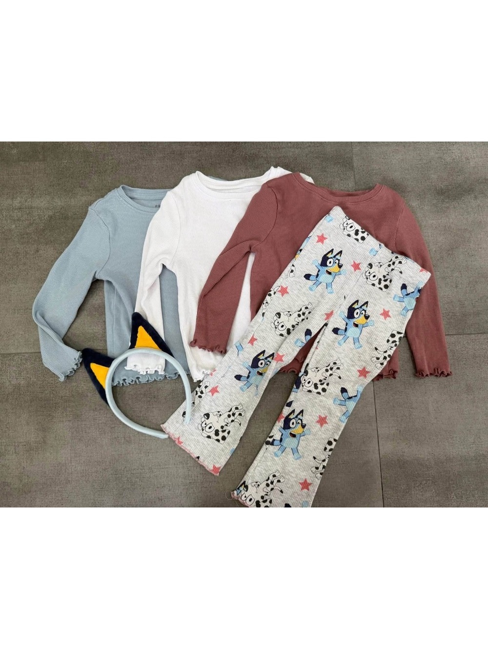 2t • Bluey Girls Clothing Bundle Primark Tops Leggings + Bluey Ears 5 Pc Set